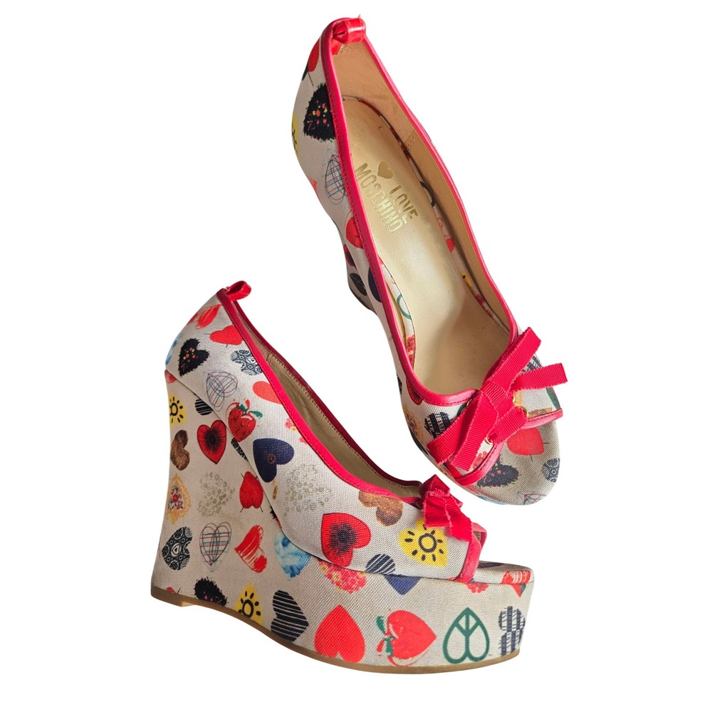 Love Moschino Heart Print Peep Toe Platform Wedge Heels Size 7 Y2K Kitsch Retro